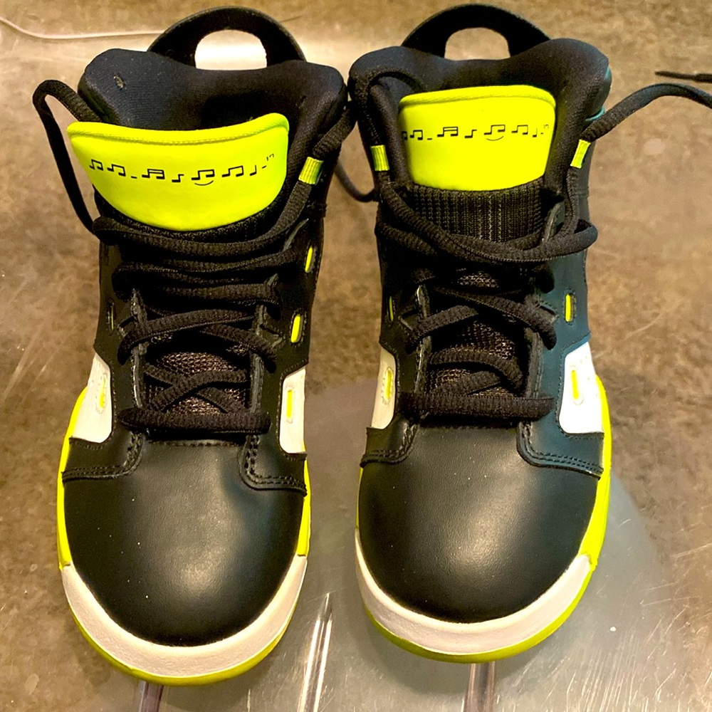 EUC Nike Air Jordan 6-17-23 GS Black Volt Basketball Sneakers Size 1 1/2 Brand